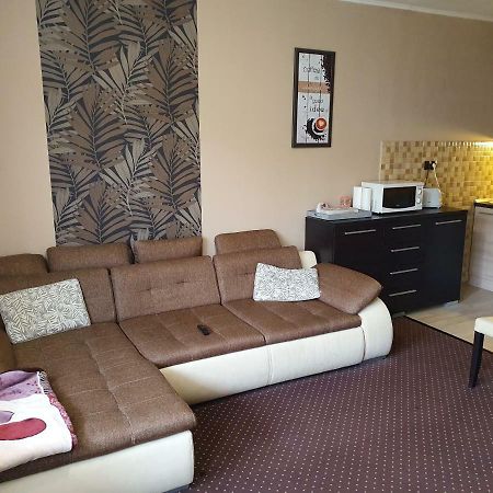 HajdúszoboszlóBaby Apartman公寓 外观 照片
