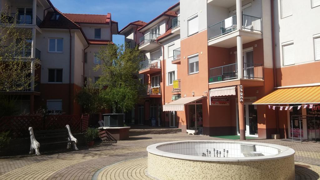 HajdúszoboszlóBaby Apartman公寓 外观 照片