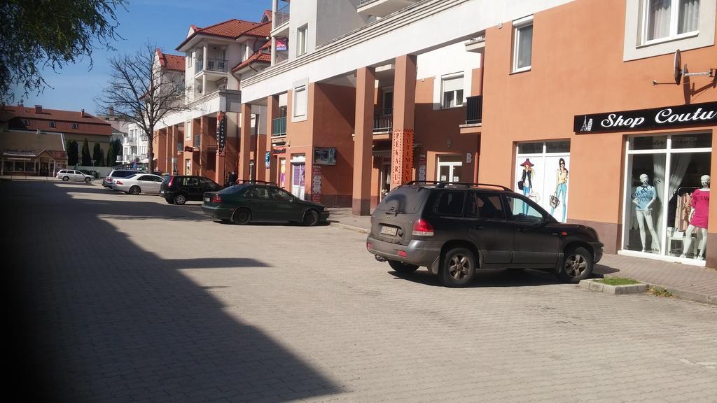 HajdúszoboszlóBaby Apartman公寓 外观 照片