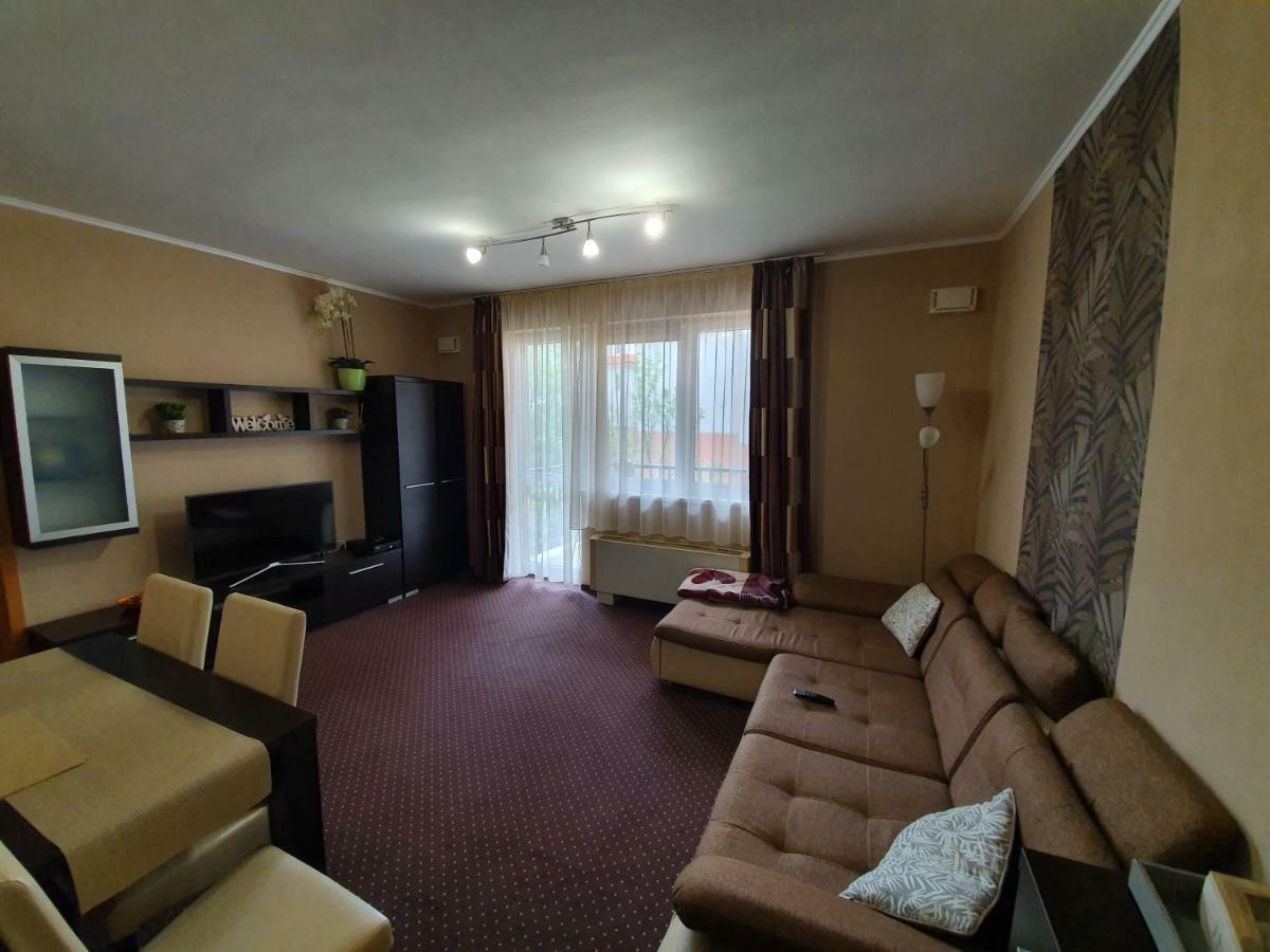 HajdúszoboszlóBaby Apartman公寓 外观 照片